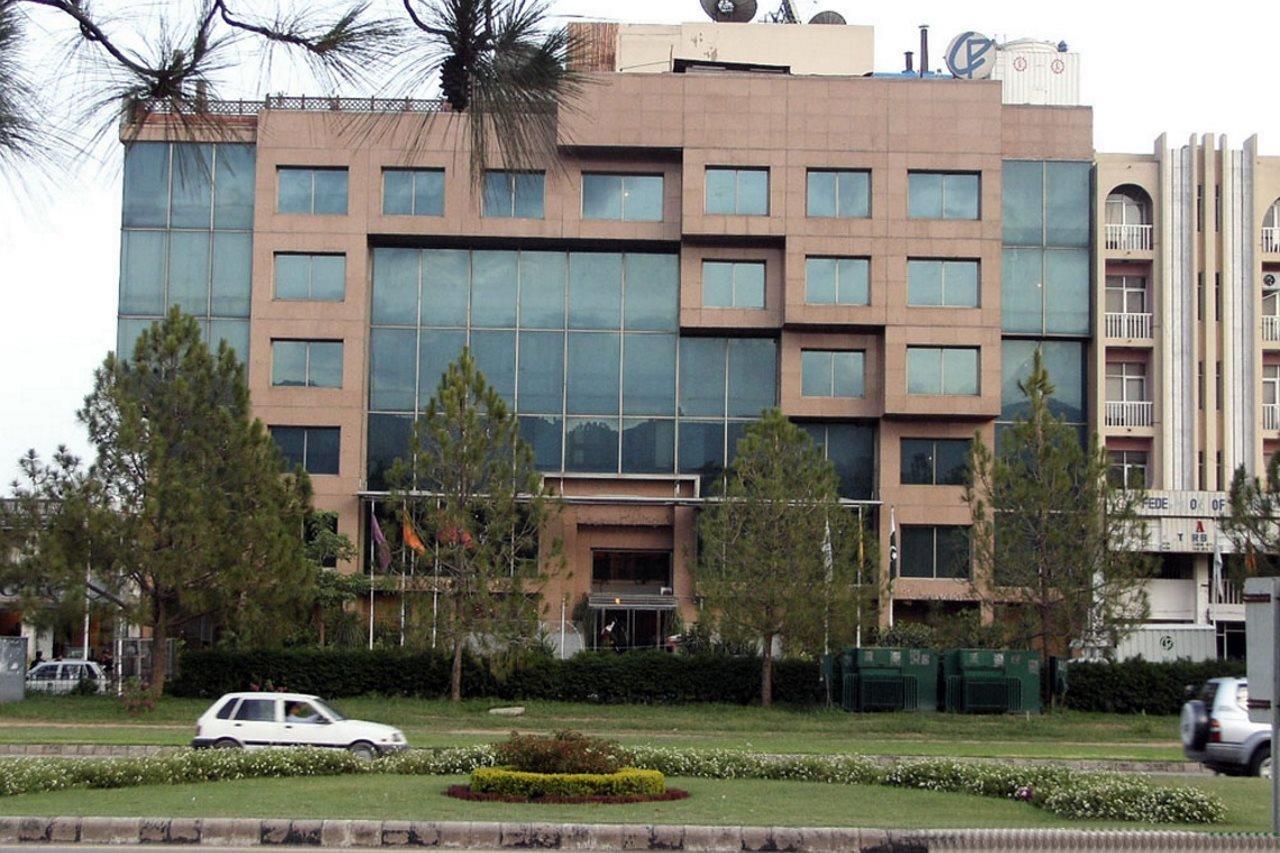 Hotel Crown Plaza Islamabad Exterior foto